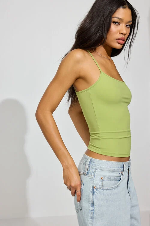 Garage Cami Sleek à Col échancré