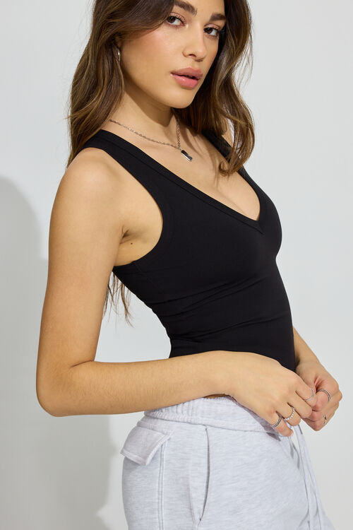 Garage Camisole Sleek à Col En V Profond