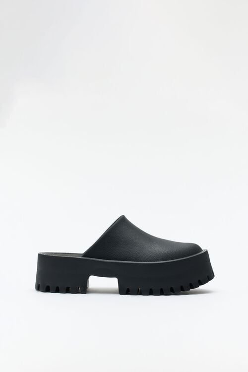 Garage Mule Style Sabot - JEFFREY CAMPBELL
