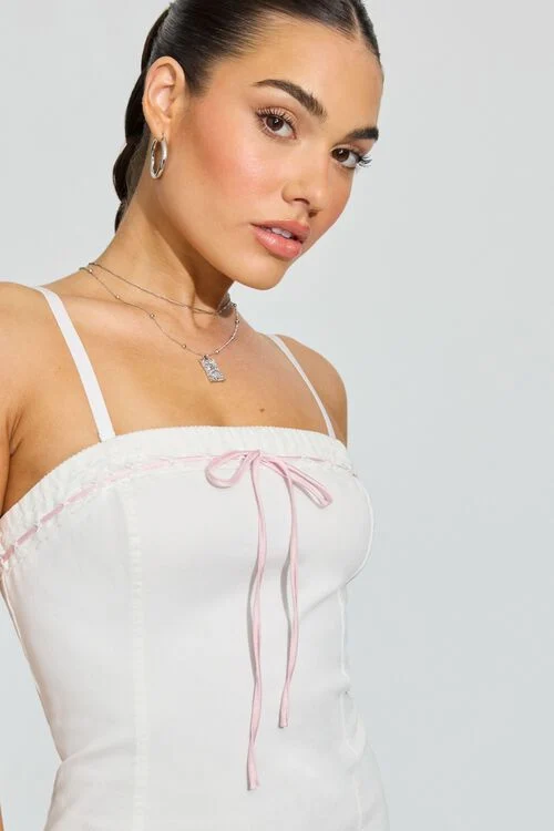 Garage Minirobe Sans Bretelles à Bordure En Dentelle