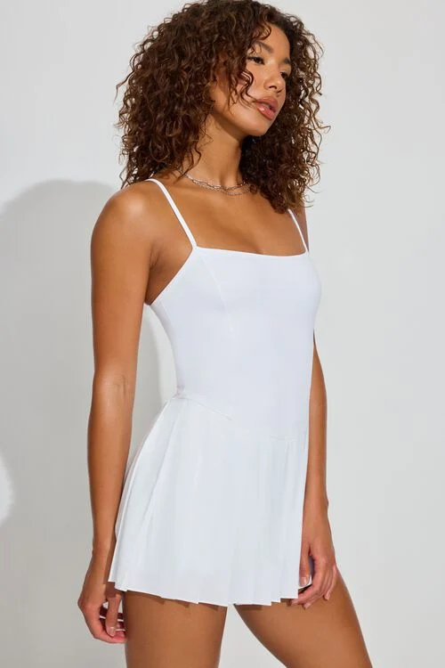 Garage Minirobe Sport à Plis Avec Short Intégré Var Loader = Window.LoadReact && Window.LoadReact.Pdp; If(typeof Loader === 'function') { Loader('react-Pdp') }