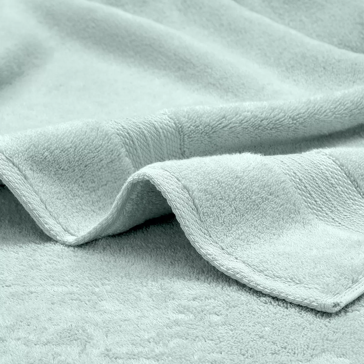 Garnier Thiebaut Drap De Douche Pur Coton 550 G/m² Coloris Bleu Glacier Elea Glacier