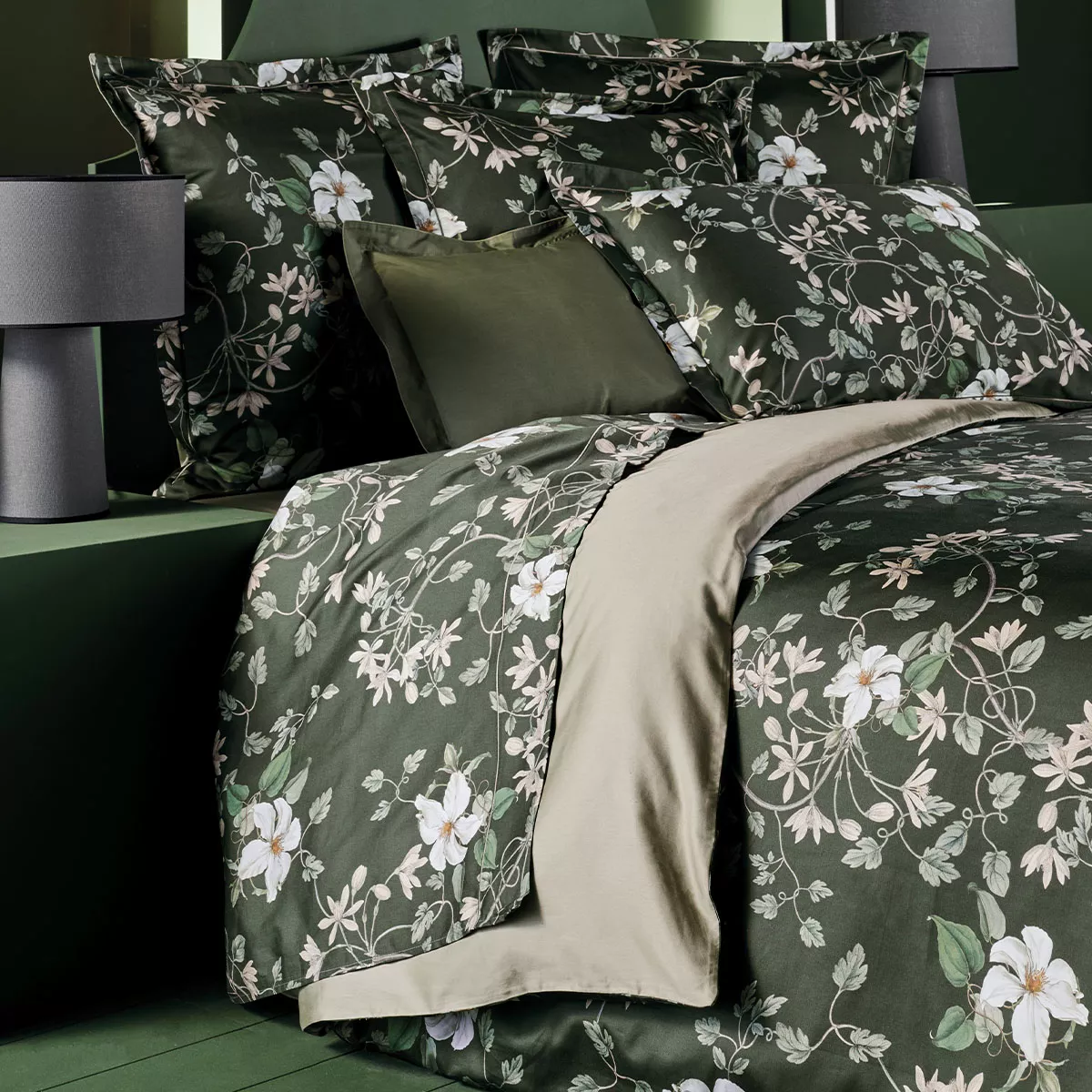 garnier thiebaut Drap plat satin de coton 120 fils/cm² coloris vert mousse Gardenias mousse