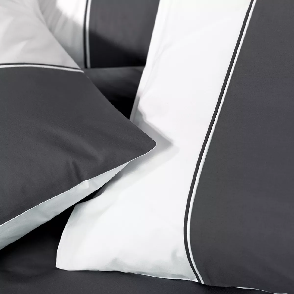 Garnier Thiebaut Housse De Couette Pur Coton Bio Coloris Anthracite Ardoise Blanc Capri Ardoise Blanc