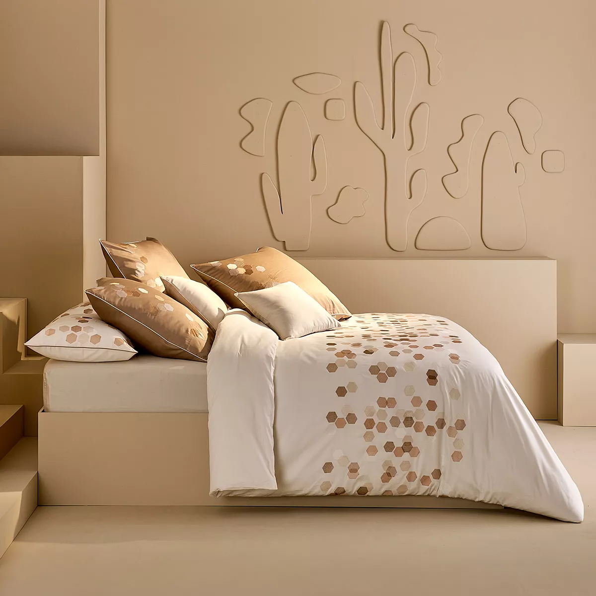 garnier thiebaut Housse de couette satin de coton 120 fils/cm² coloris beige angora Hexagones angora