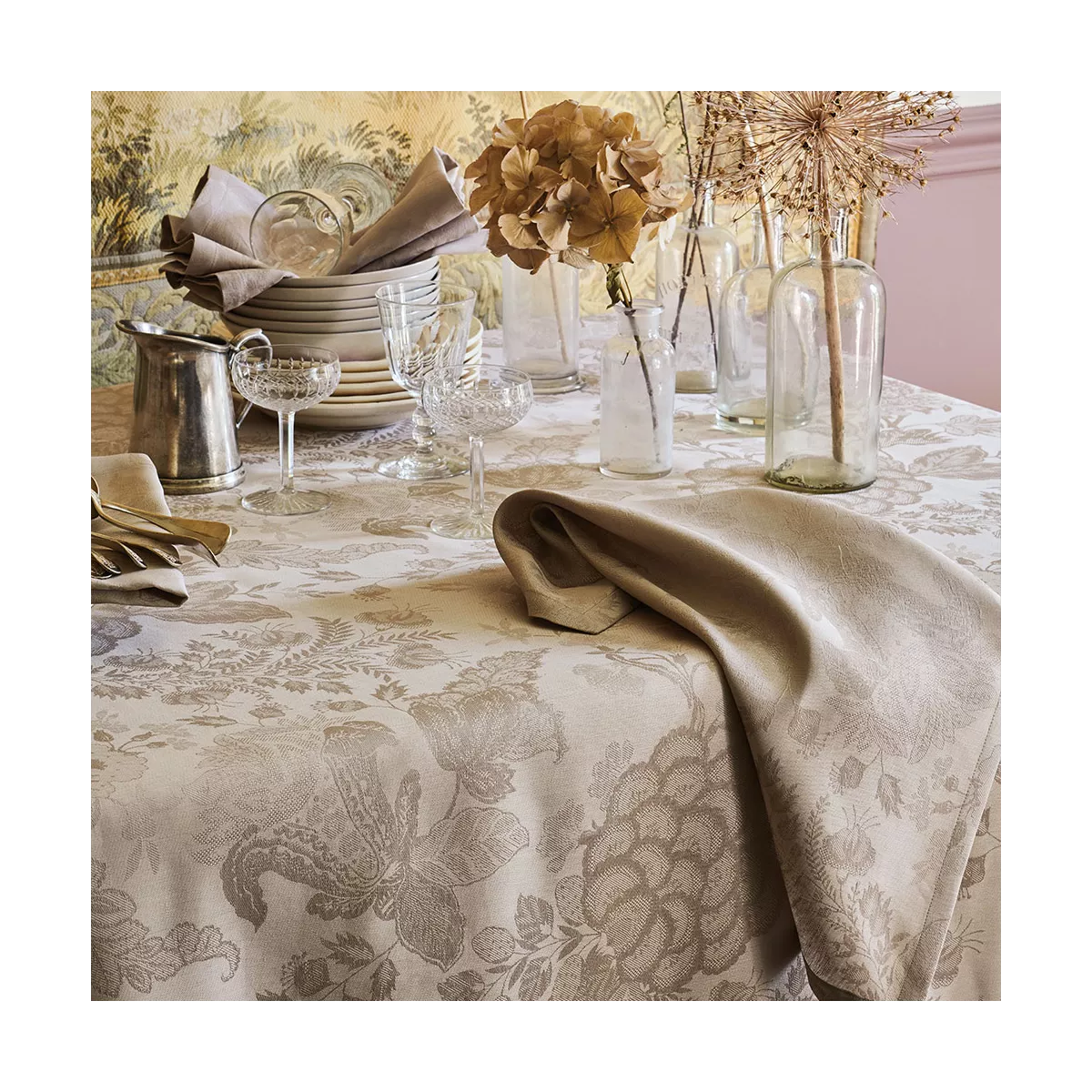 Garnier Thiebaut Linge De Table Métis Lin & Coton Antitache Déperlant Beige Naturel Modèle Mille Giverny Naturel
