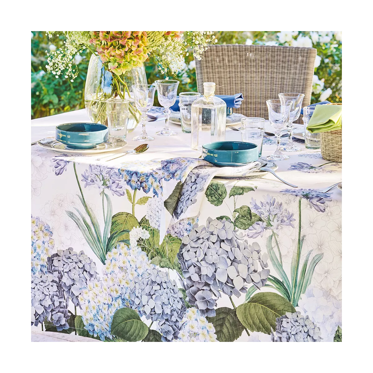 Garnier Thiebaut Linge De Table Métis Lin & Coton Multicolore Bleu Modèle Jardin De Bretagne Bleu