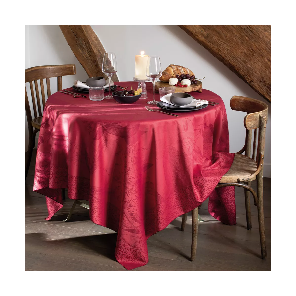 garnier thiebaut Linge de table pur coton antitache déperlant bordeaux bordeaux Modèle orchidees bordeaux