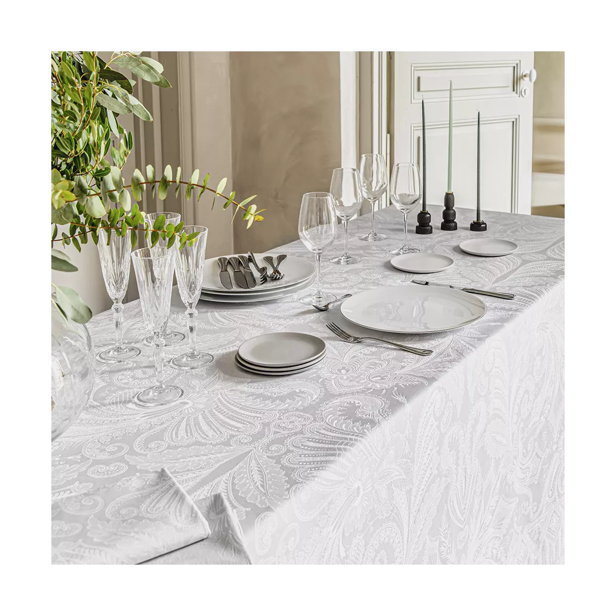 Garnier Thiebaut Linge De Table Pur Coton Antitache Déperlant Gris Perle Modèle Grace Perle