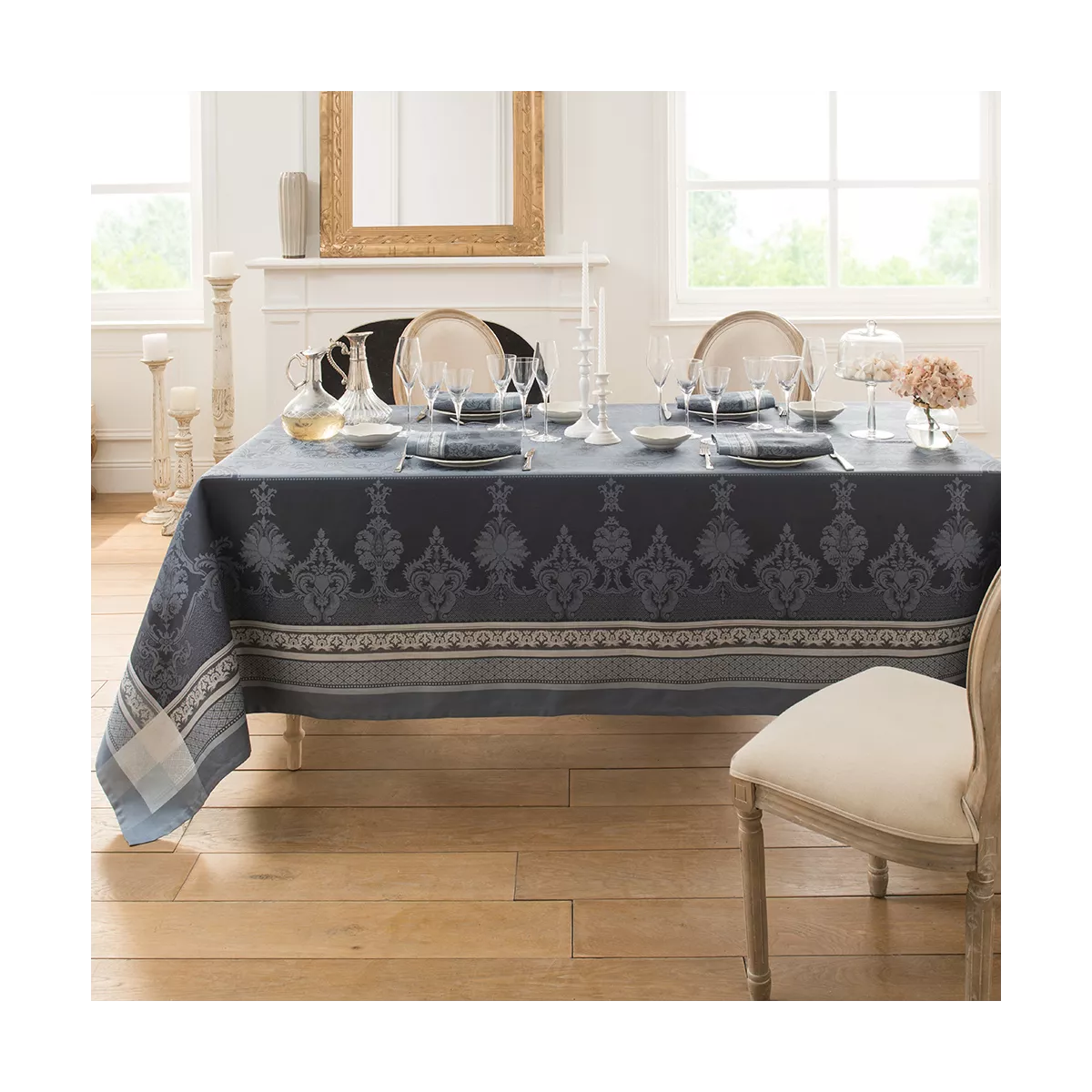 Garnier Thiebaut Linge De Table Pur Coton Antitache Déperlant Gris Gris Modèle Fontainebleau Gris
