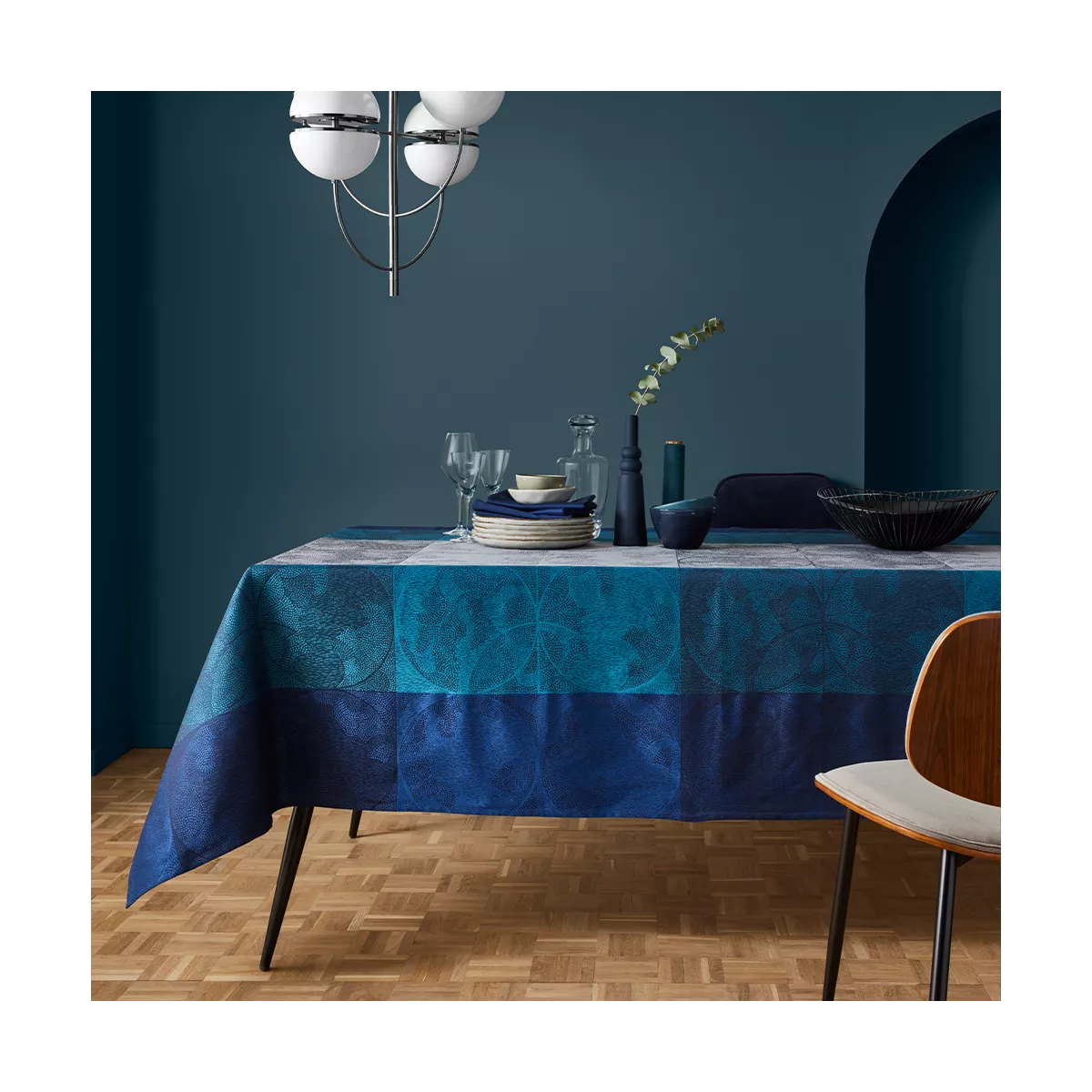 garnier thiebaut Linge de table pur coton bleu nocturne Modèle mille spheres nocturne