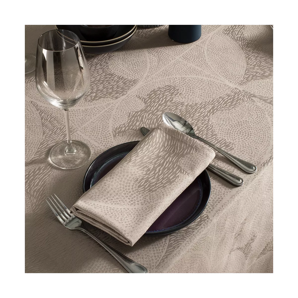 Garnier Thiebaut Linge De Table Pur Coton Brun Taupe Modèle Mille Gouttes Taupe