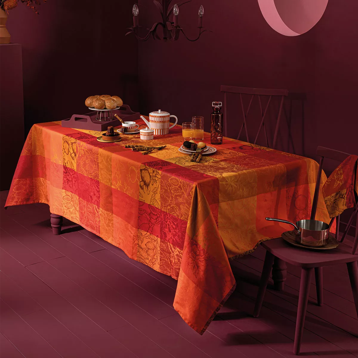 Garnier Thiebaut Linge De Table Pur Coton Enduit Imperméable Orange Epices Modèle Mille Senteurs Epices