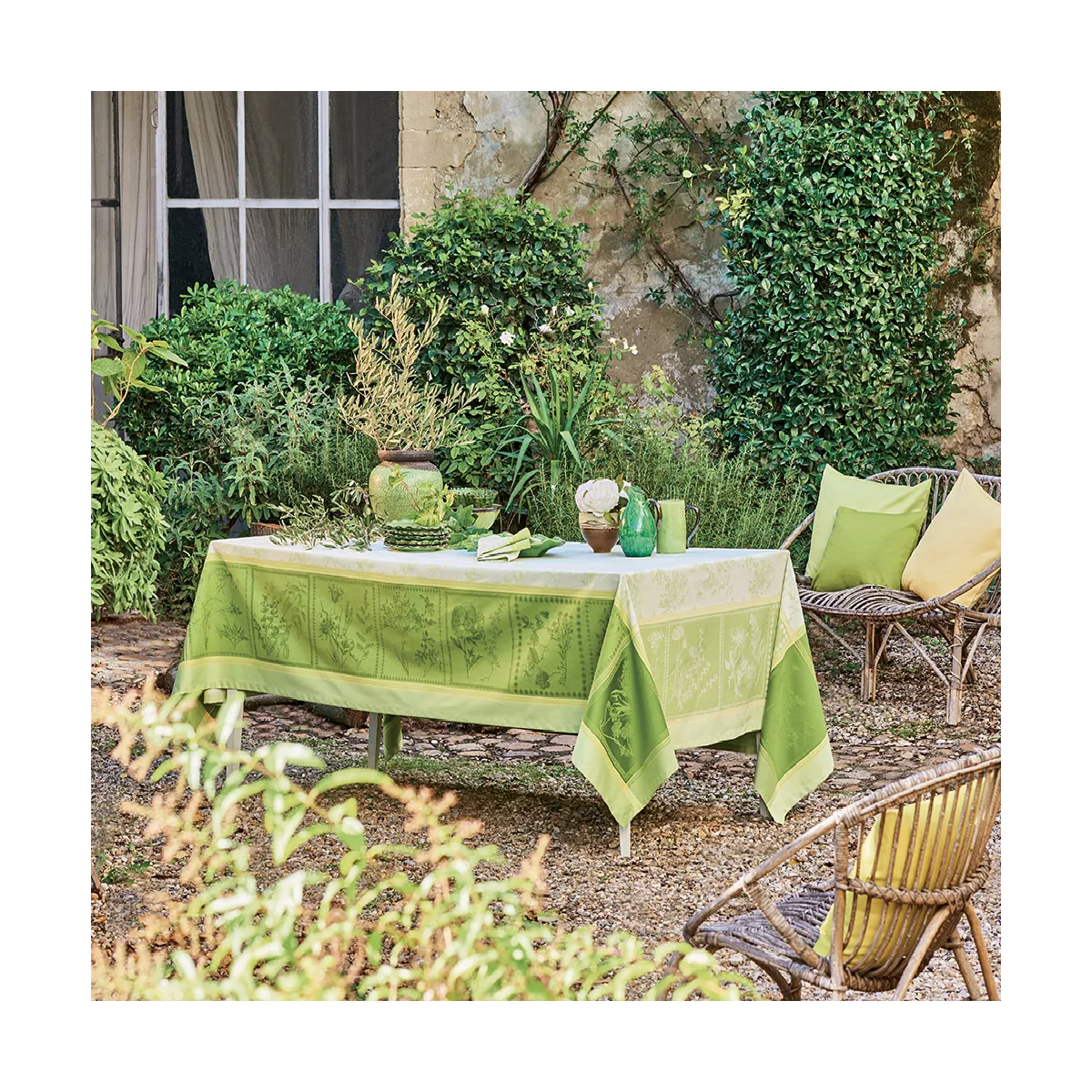 garnier thiebaut Linge de table pur coton vert prairie Modèle herbora prairie