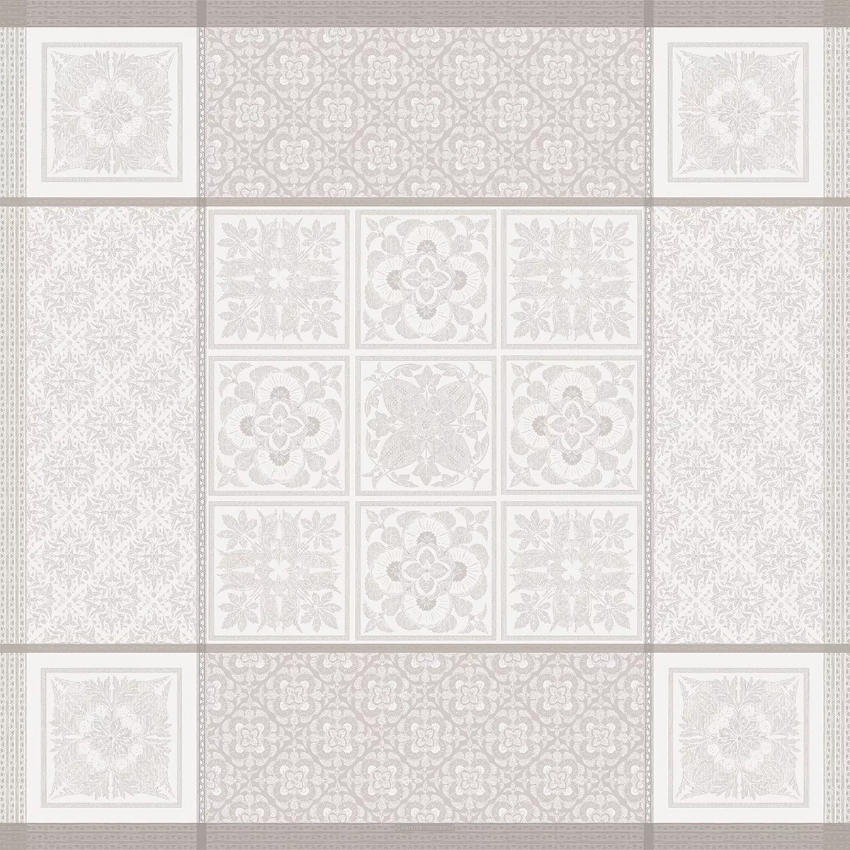 Garnier Thiebaut Linge De Table Pur Lin Antitache Déperlant Beige Beige Modèle Harmonie Beige