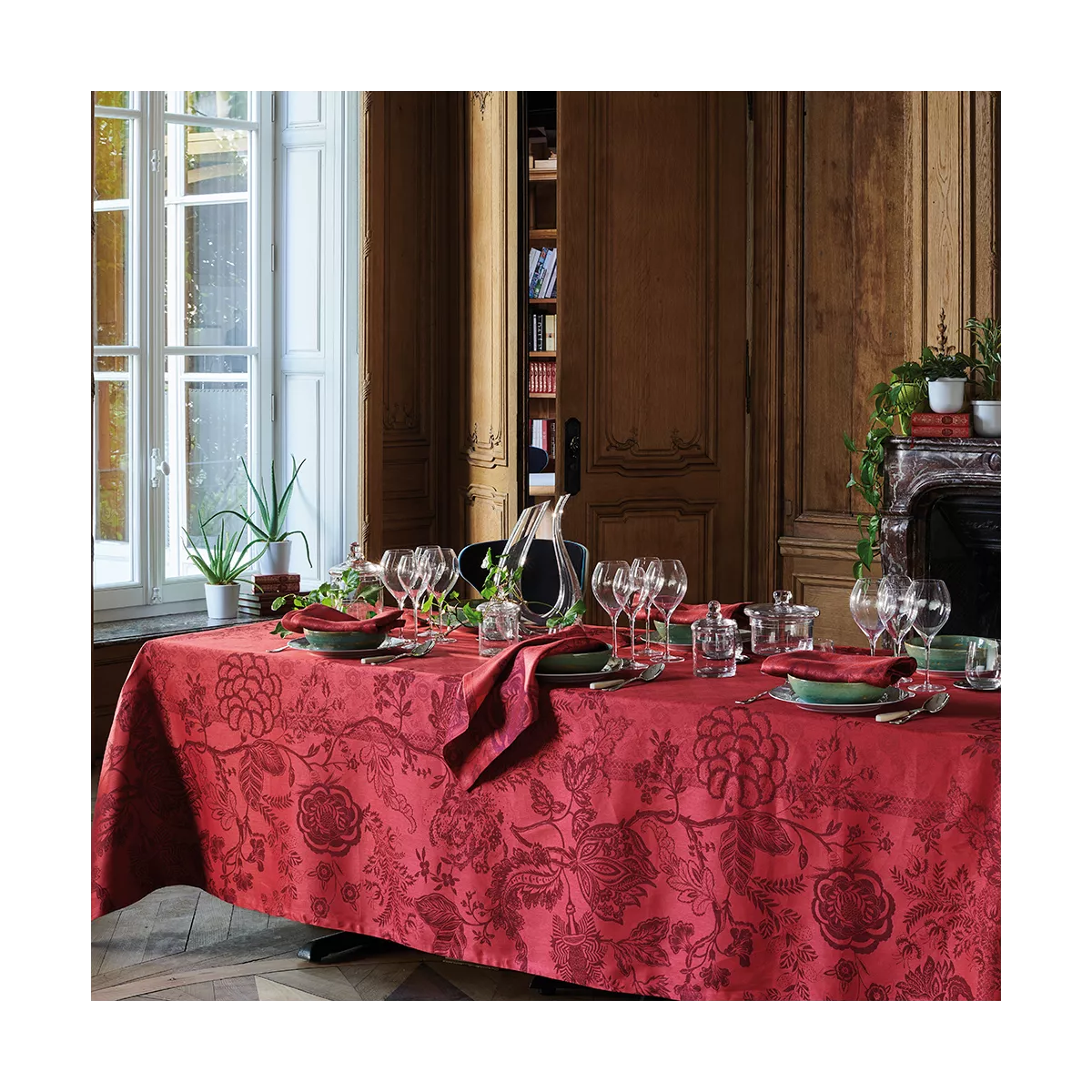 garnier thiebaut Linge de table pur lin rouge carmin Modèle scarlett carmin