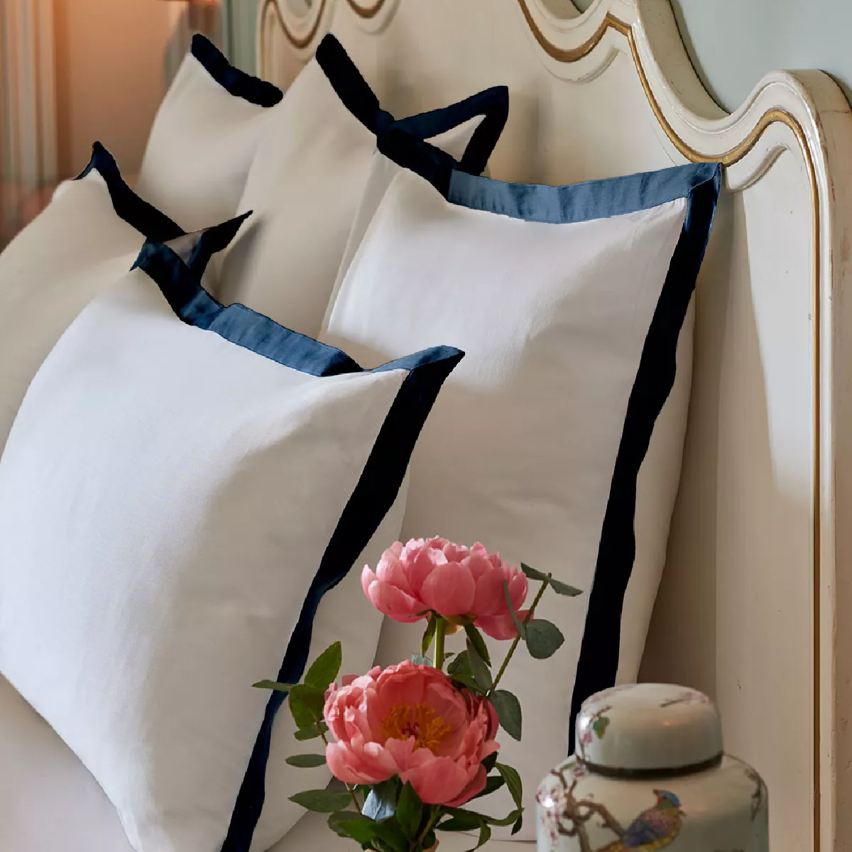 Garnier Thiebaut Lot De 2 Taies Satin De Coton 120 Fils/cm² Coloris Blanc Bleu Suite Heritage Bleu