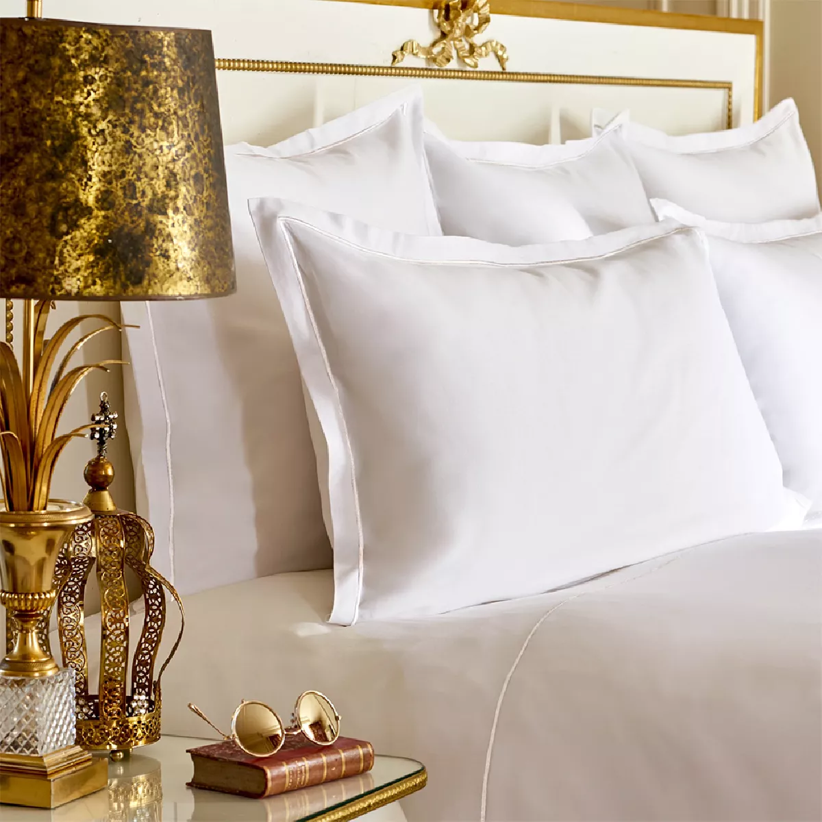 garnier thiebaut Lot h.couette +taies satin de coton 120 fils/cm² coloris blanc blanc Palace bourdon blanc