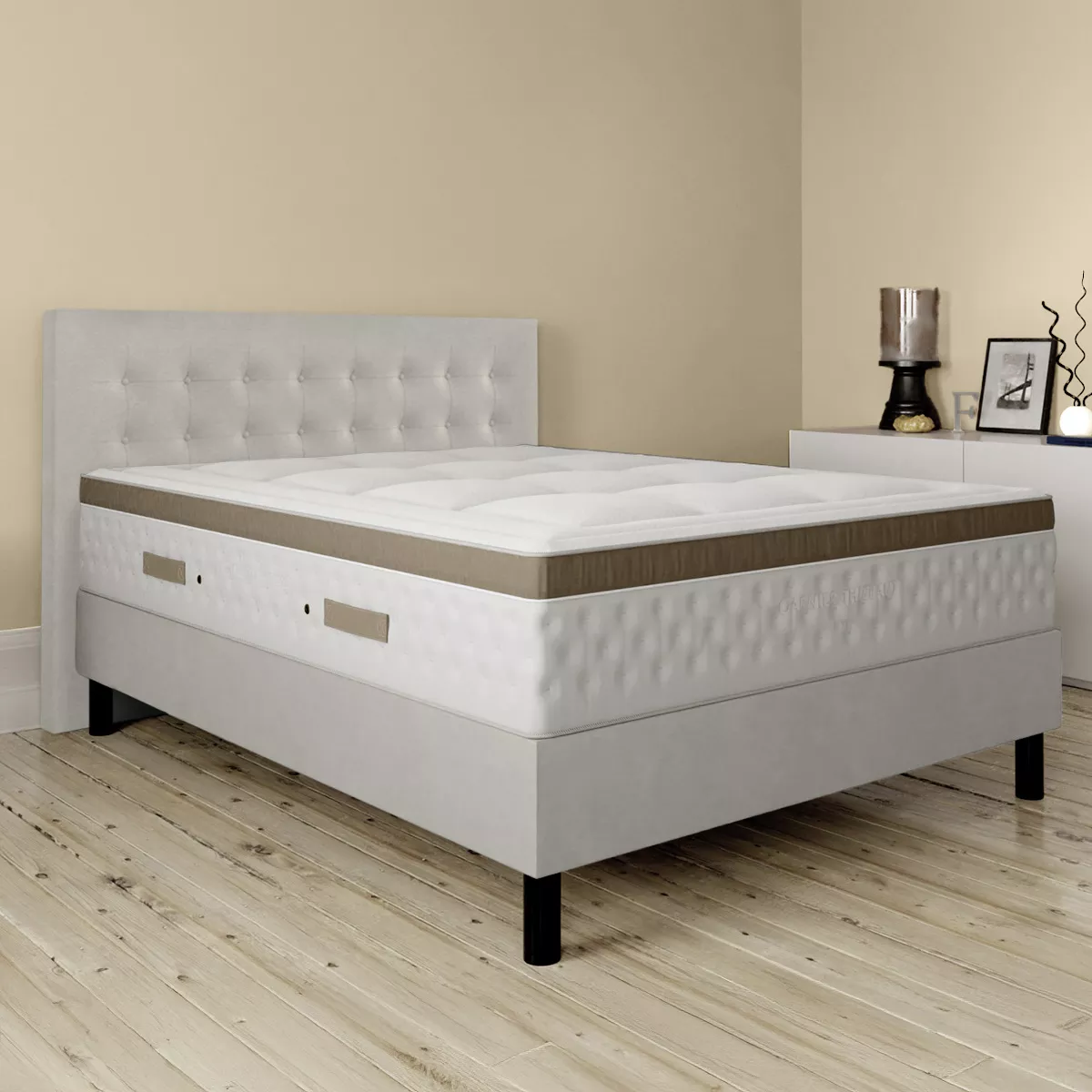 Garnier Thiebaut Matelas H30 Hybride Ressorts/visco Coloris Blanc Creme Morphee Creme
