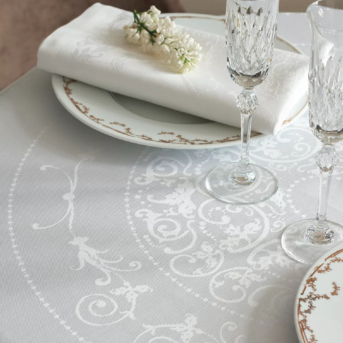 Garnier Thiebaut Nappe Anti Tache Pur Coton Blanc Blanc Comtesse Blanc