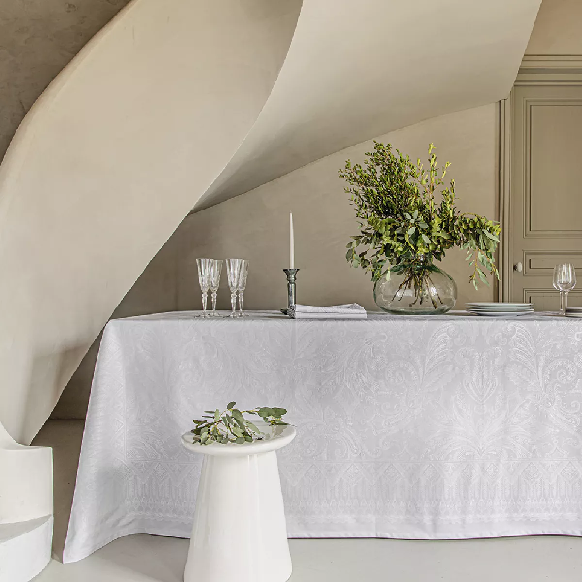 garnier thiebaut Nappe anti tache pur coton gris perle Grace perle