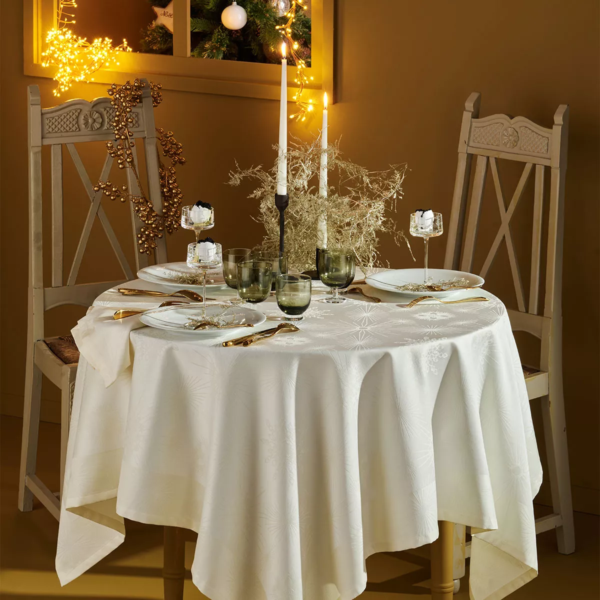 garnier thiebaut Nappe anti tache pur coton ivoire ivoire Joyaux d'hiver ivoire