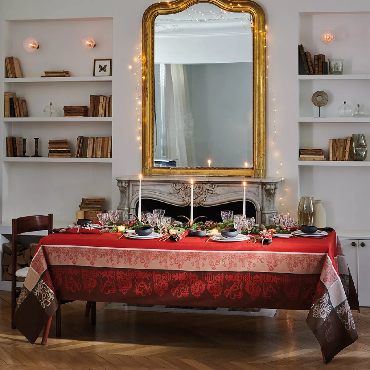 garnier thiebaut Nappe anti tache pur coton rouge rouge Couronne de noel rouge