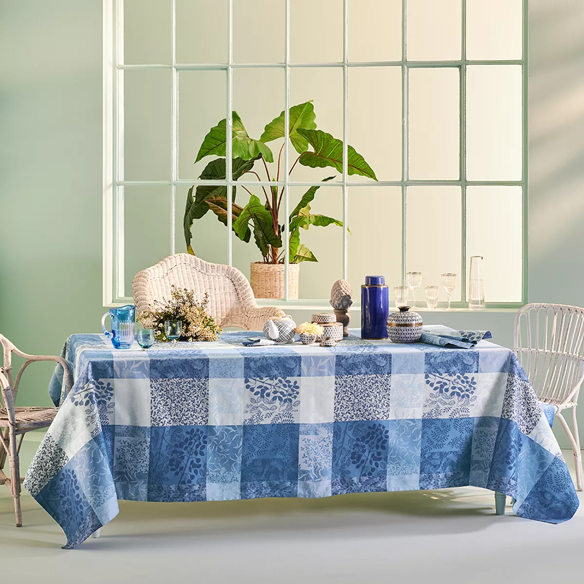 Garnier Thiebaut Nappe Enduite Pur Coton Bleu Bleu Mille Rameaux Bleu