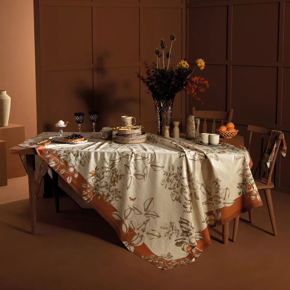 garnier thiebaut Nappe imprimée métis lin & coton beige rouille Mandarines rouille