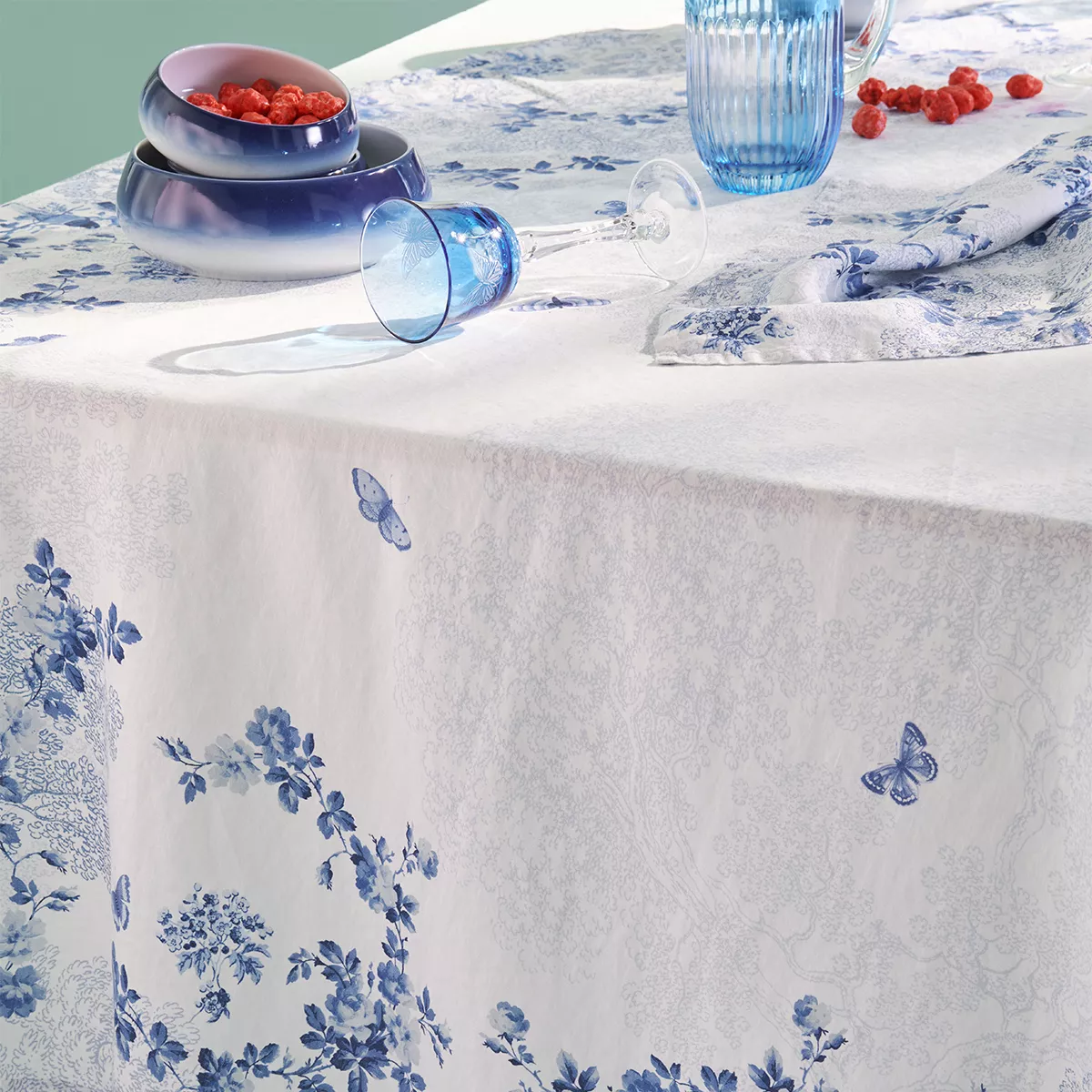 Garnier Thiebaut Nappe Imprimée Métis Lin & Coton Blanc Bleu Voliere Bleu
