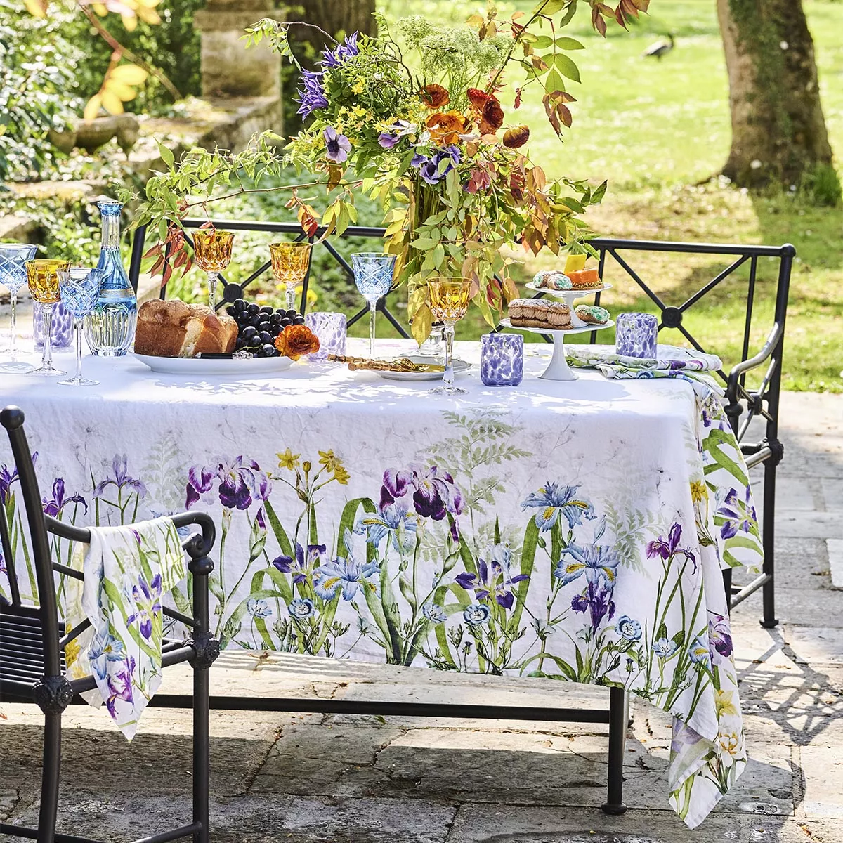 Garnier Thiebaut Nappe Imprimée Pur Lin Multicolore Blanc Iris D'hiver Blanc