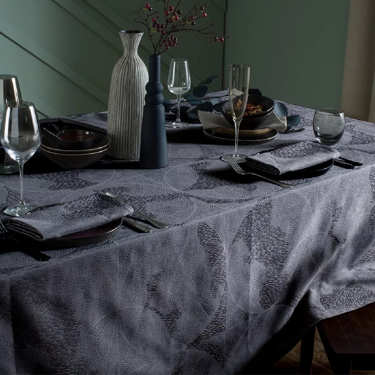 garnier thiebaut Nappe jacquard pur coton bleu metal Mille gouttes metal