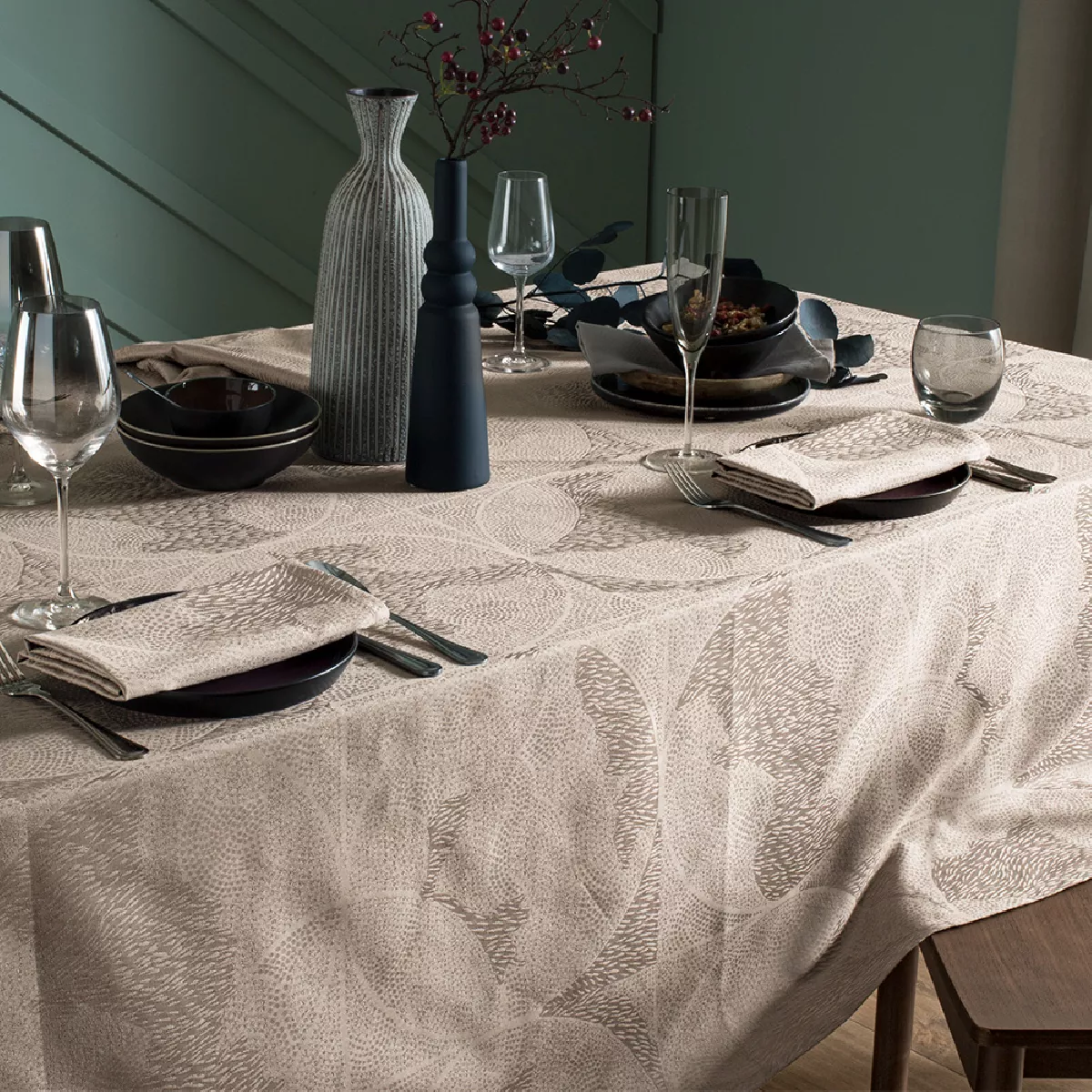 garnier thiebaut Nappe jacquard pur coton brun taupe Mille gouttes taupe