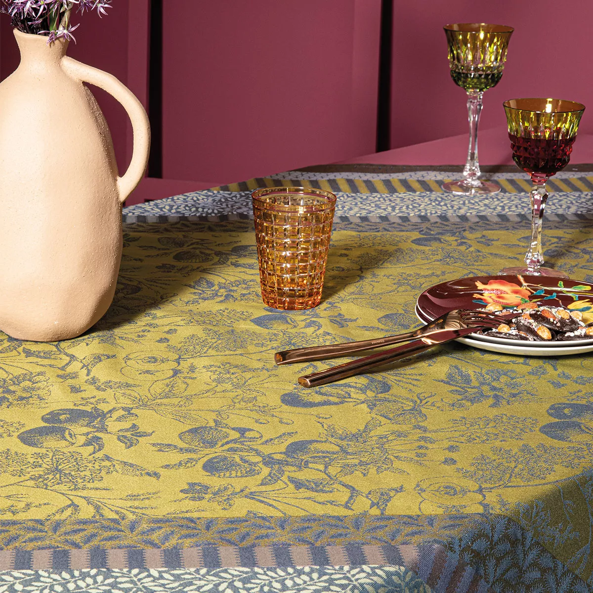 Garnier Thiebaut Nappe Jacquard Pur Coton Multicolore Mordore Mille Vergers Mordore