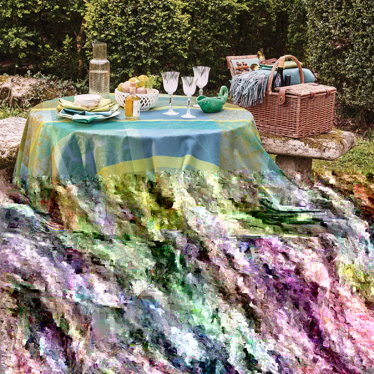 garnier thiebaut Nappe jacquard pur coton vert chlorophylle Mille petales chlorophylle