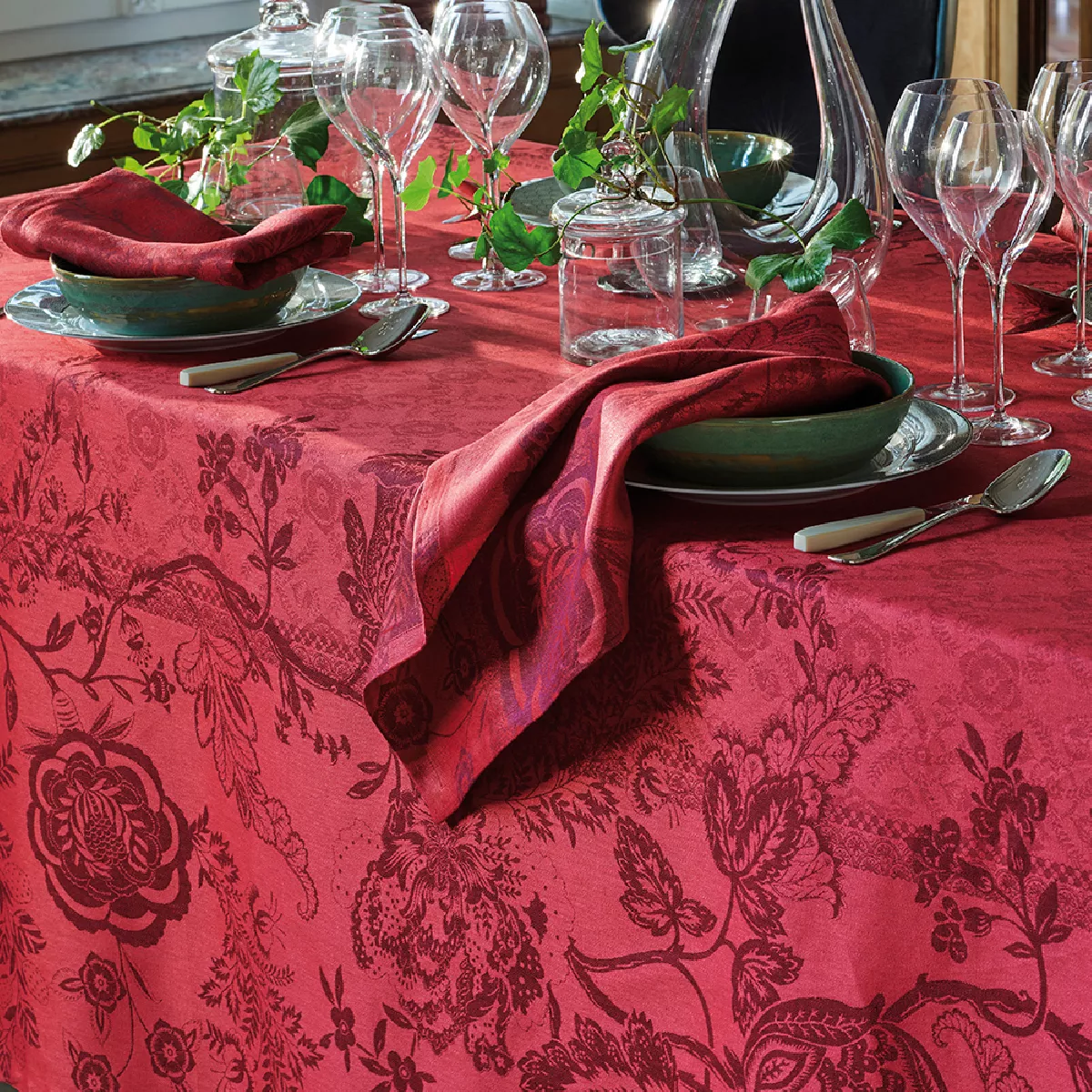 Garnier Thiebaut Nappe Jacquard Pur Lin Rouge Carmin Scarlett Carmin