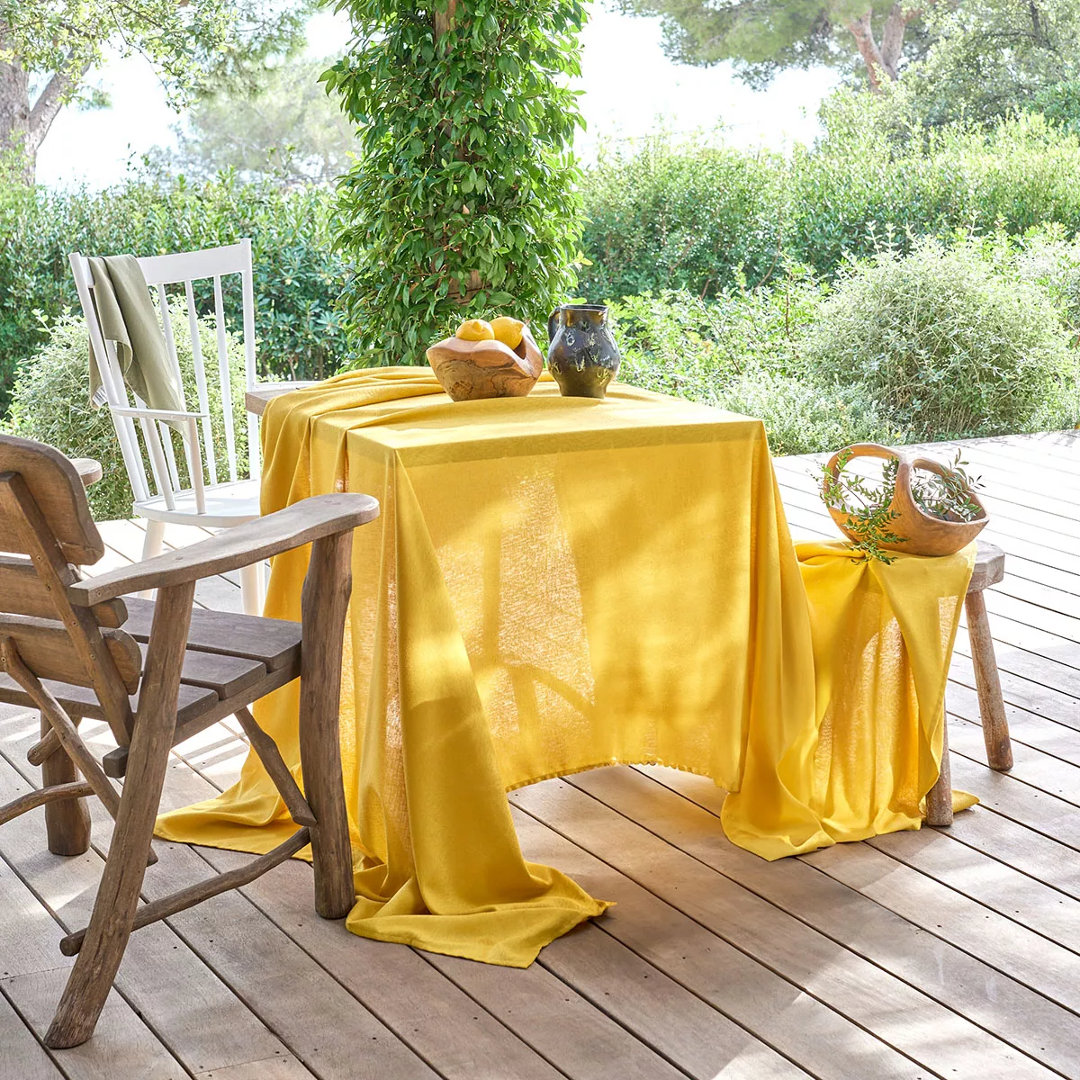 Garnier Thiebaut Nappe Sur Mesure Pur Coton Coloris Jaune Curry Paradia Curry