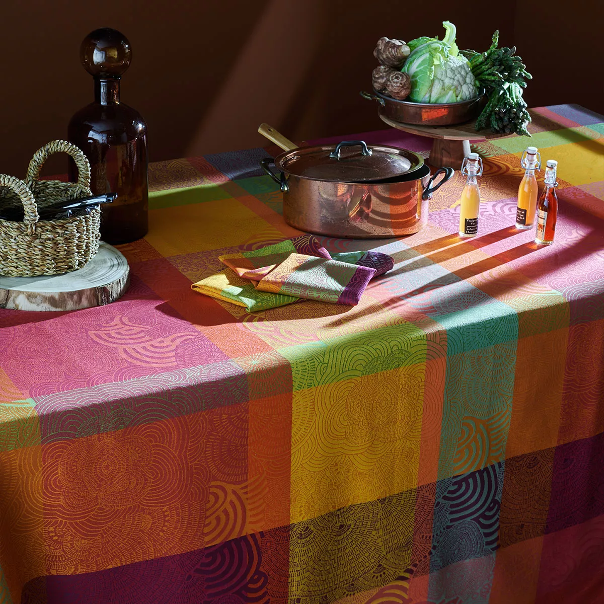 Garnier Thiebaut Nappe Sur Mesure Pur Coton Coloris Multicolore Flamboyant Mille Rainures Flamboyant