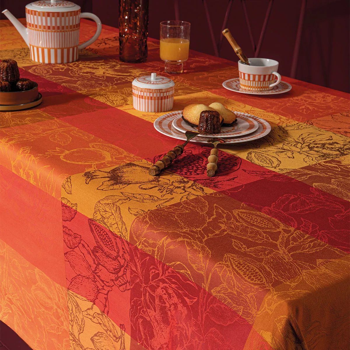 Garnier Thiebaut Nappe Sur Mesure Pur Coton Coloris Orange Epices Mille Senteurs Epices