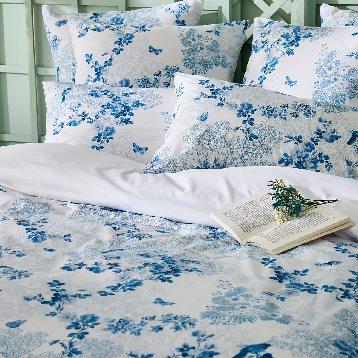 Garnier Thiebaut Parure De Lit Percale De Coton 80 Fils/cm² Blanc Bleu Modèle Voliere Bleu