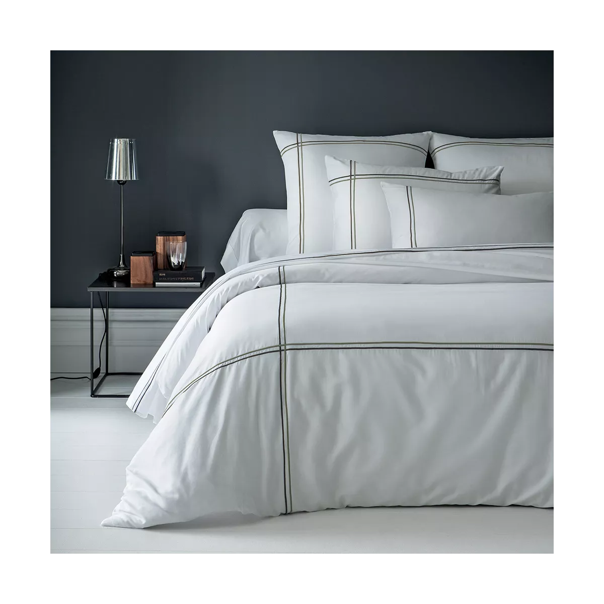 garnier thiebaut Parure de lit satin de coton 120 fils/cm² blanc bronze Modèle Palais chic bronze