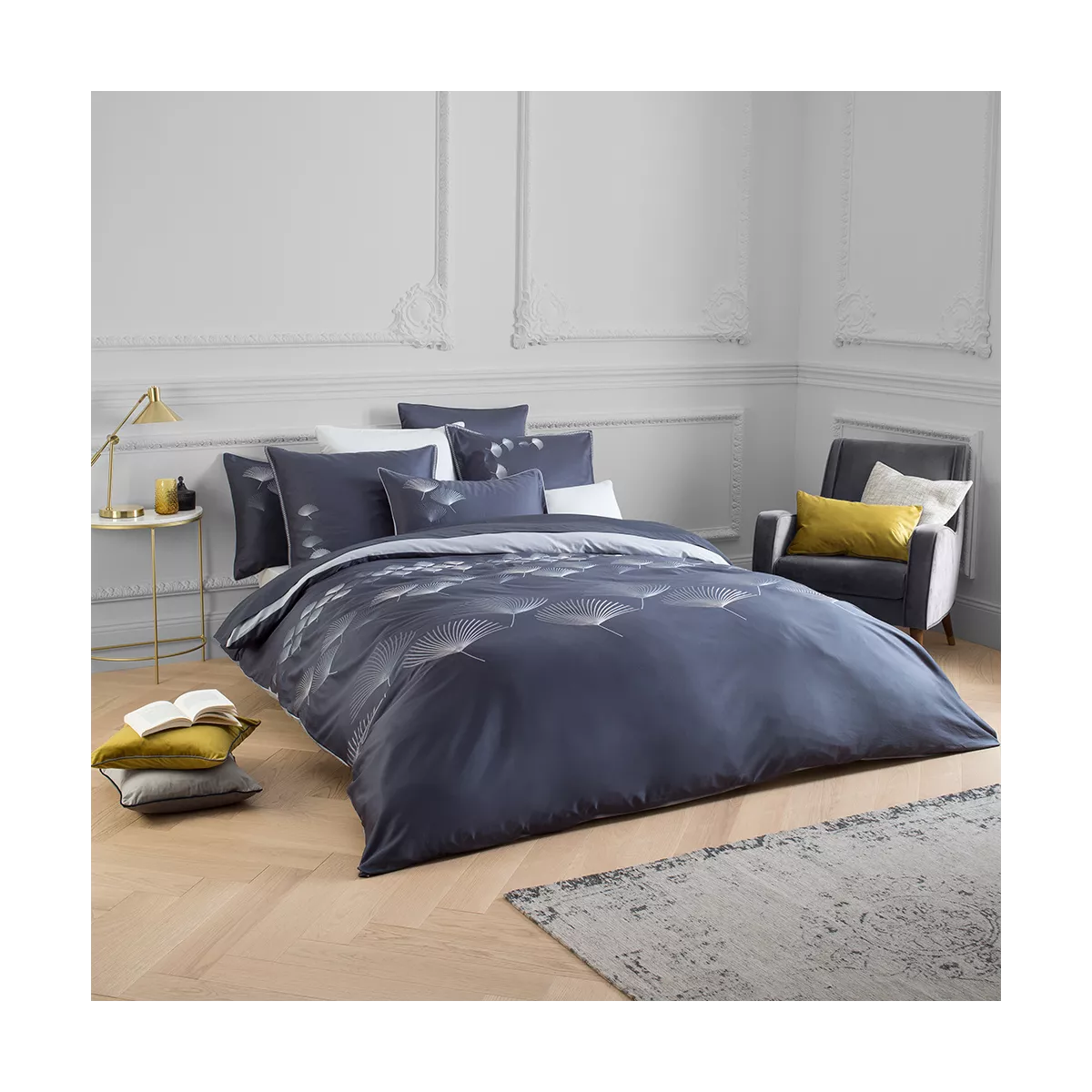 garnier thiebaut Parure de lit satin de coton 120 fils/cm² bleu bleu nuit Modèle Pistil bleu nuit