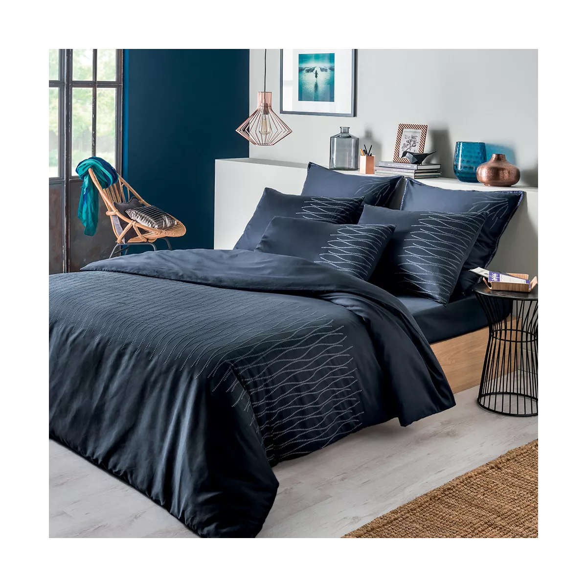 garnier thiebaut Parure de lit satin de coton 120 fils/cm² bleu bleu nuit Modèle Ondes bleu nuit