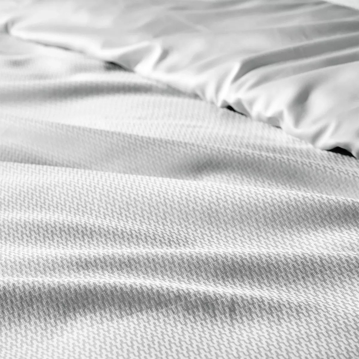 Garnier Thiebaut Parure De Lit Satin De Coton Gris Glacier Modèle Vibrato Glacier