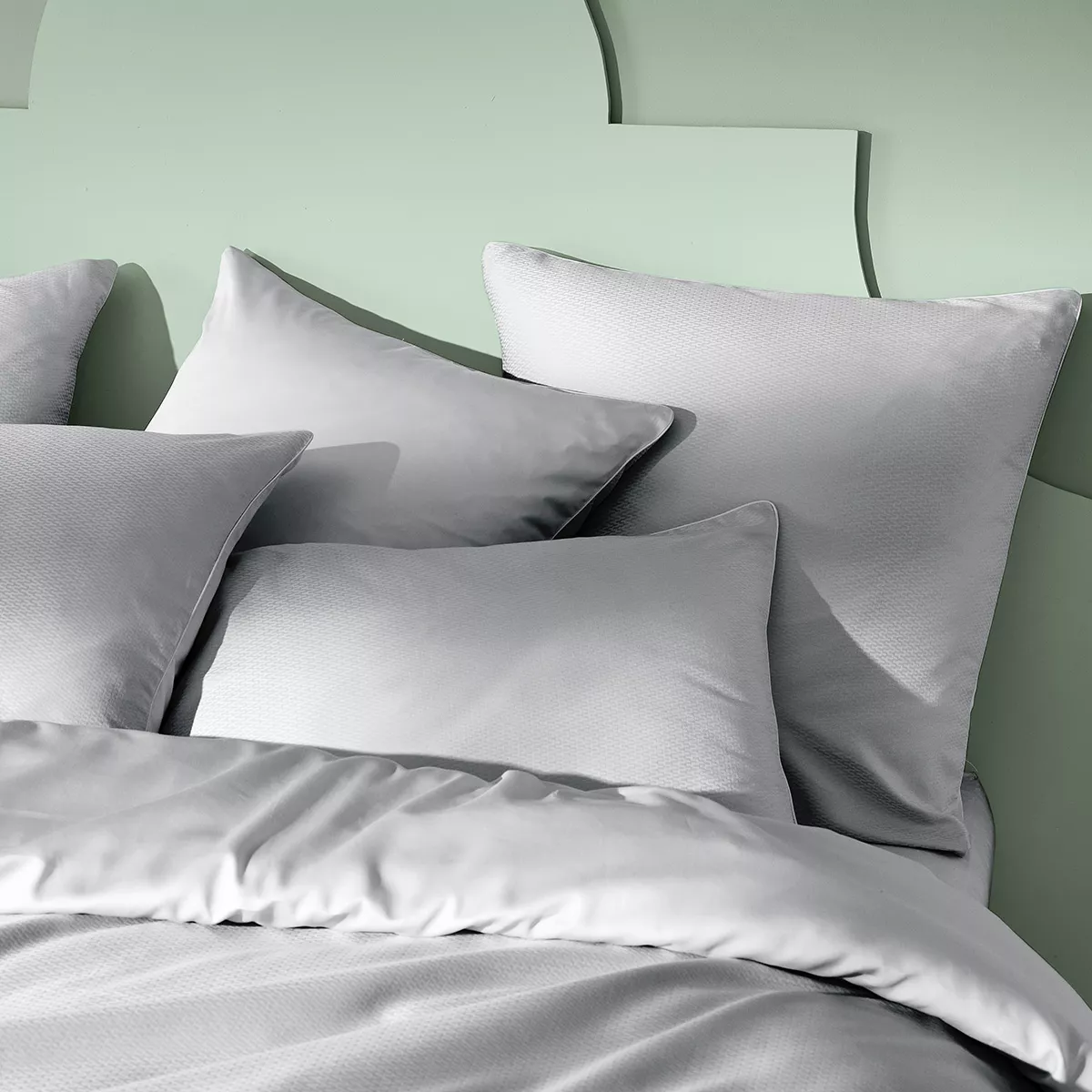 Garnier Thiebaut Taie D'oreiller Satin De Coton Coloris Gris Glacier Vibrato Glacier