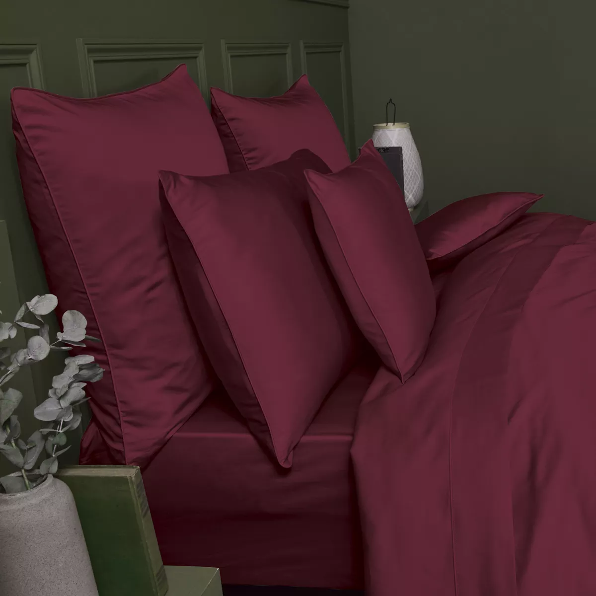 Garnier Thiebaut Taie De Traversin Satin De Coton 120 Fils/cm² Coloris Rouge Dahlia Ava Uni Dahlia