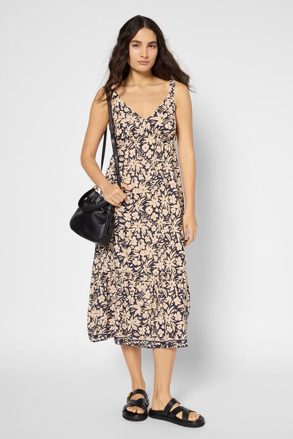 gerard darel Robe longue cintrée à fleurs - PIOLINE