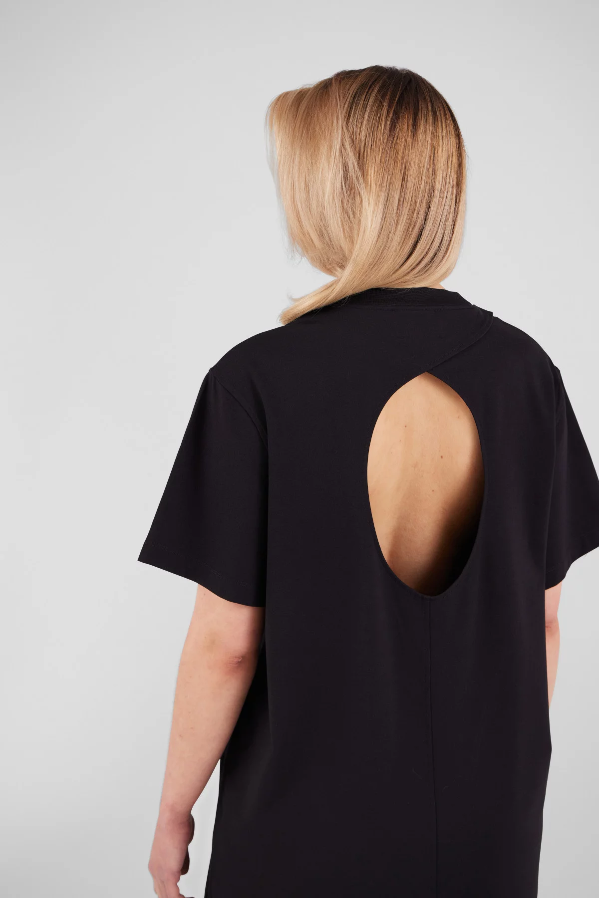 Gertrude Gaston Robe T-shirt Courte En Jersey Technique Jamelia