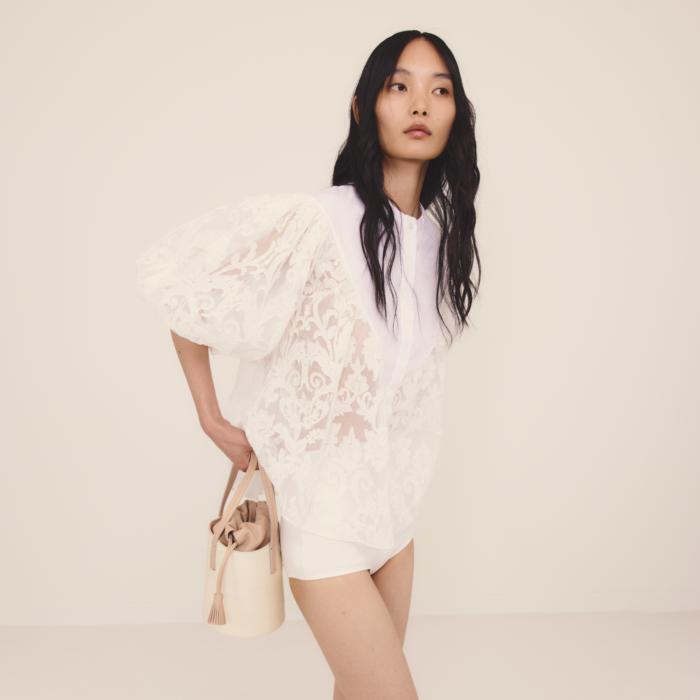 giambattista valli Blouse blanche en dentelle brodée col mao