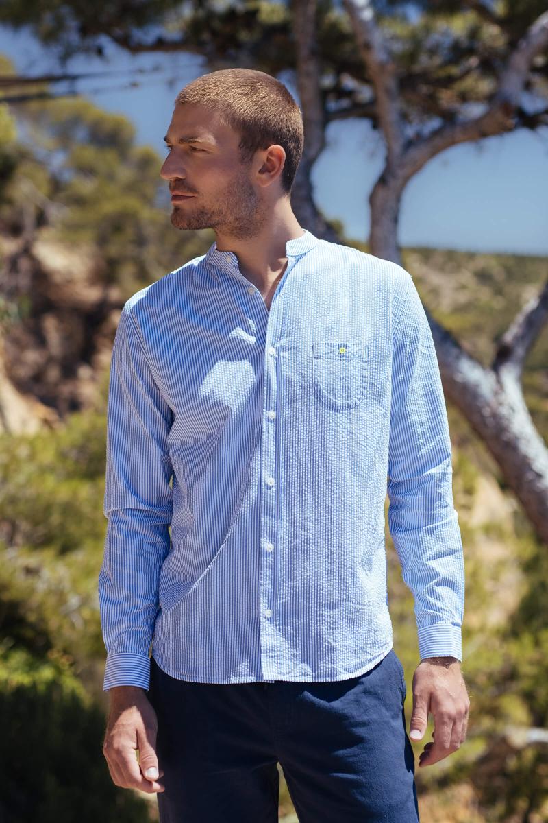 gilis Chemise Bleue en coton Seersucker Col Mao